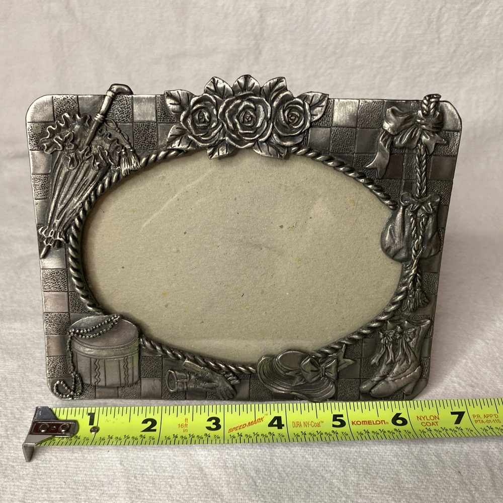 Pewter Picture Frame With Ladies Accessories 4‎ X 6 Inches